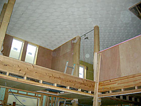 ２階天井吸音板貼